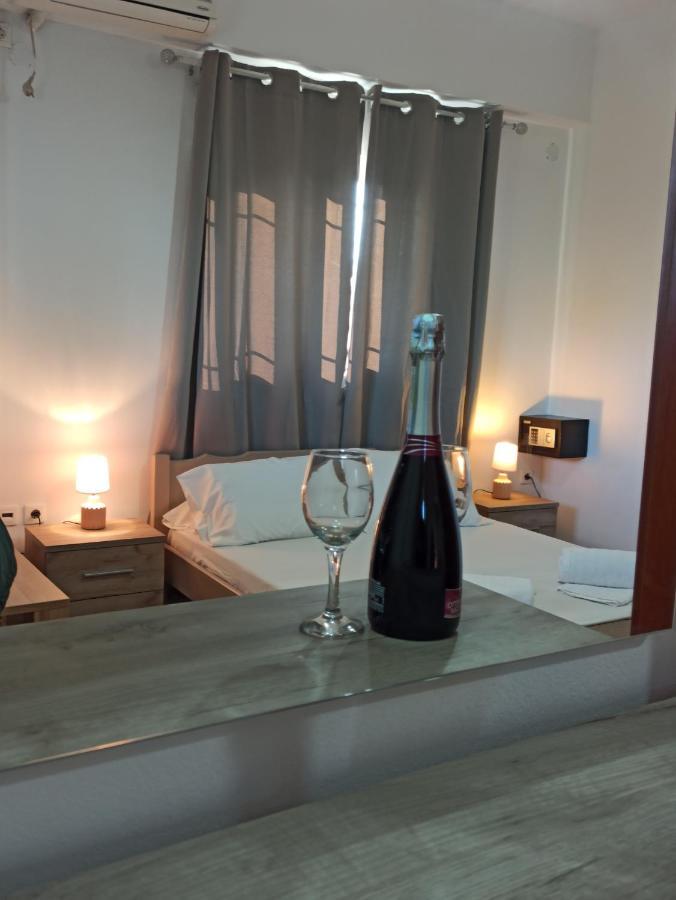 Villa Pouliezos Apartments Alykanas  Bagian luar foto