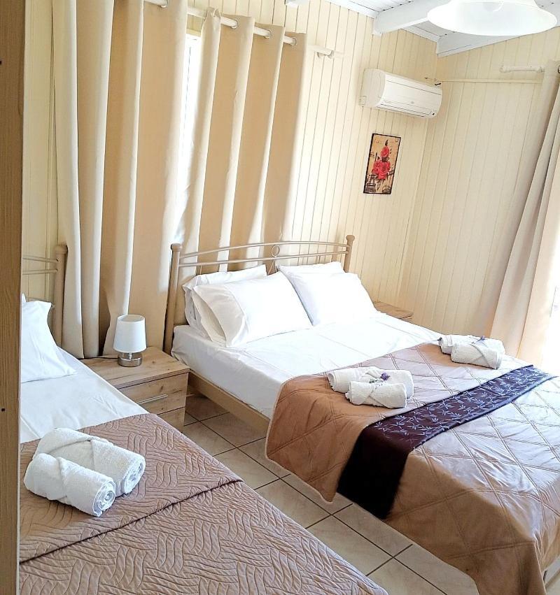 Villa Pouliezos Apartments Alykanas  Bagian luar foto