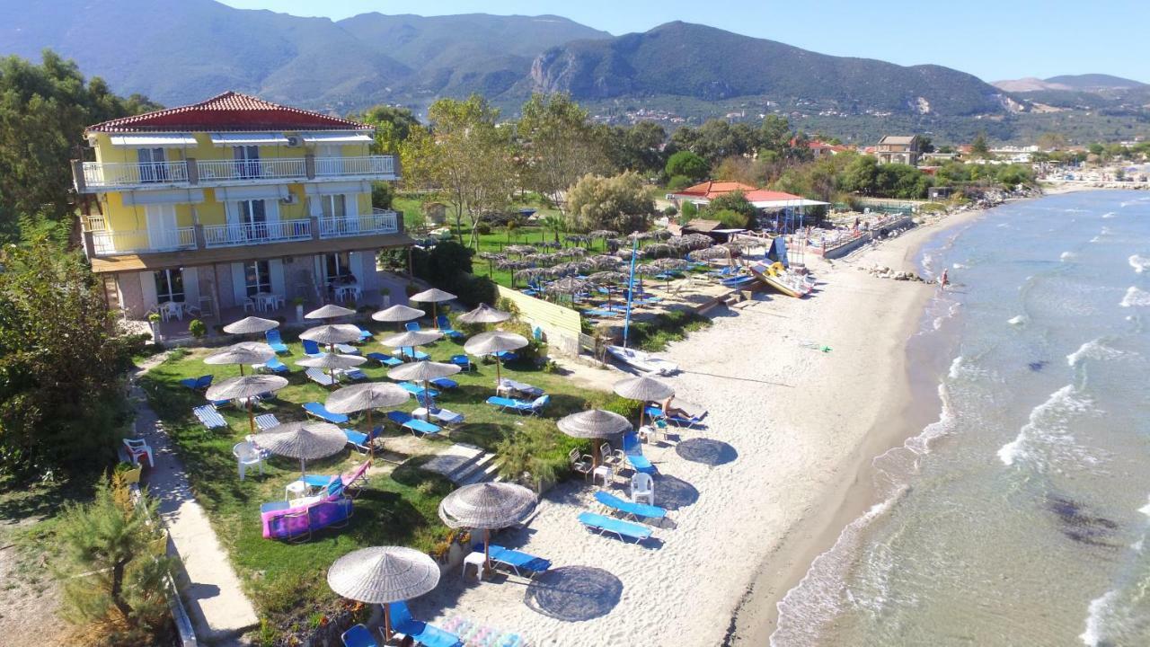 Villa Pouliezos Apartments Alykanas  Bagian luar foto